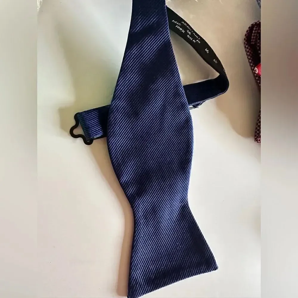 Classic Navy Blue Silk Bow Tie - Timeless Elegance